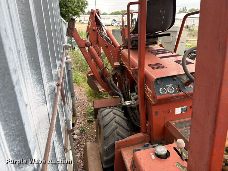 image for item ER1925 1999 Ditch Witch 3700DD trencher
