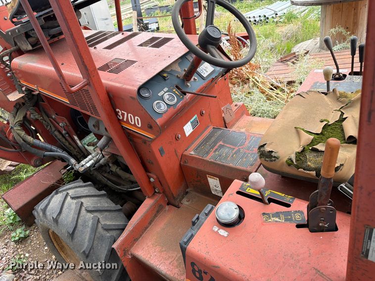 image for item ER1925 1999 Ditch Witch 3700DD trencher