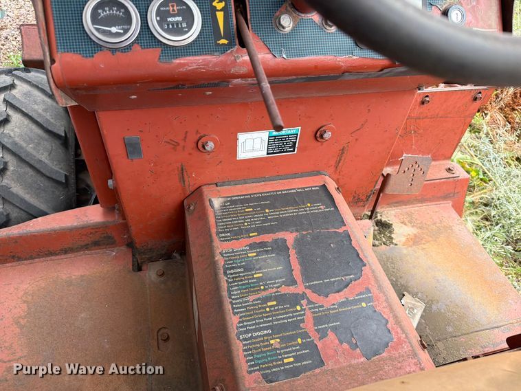 image for item ER1925 1999 Ditch Witch 3700DD trencher