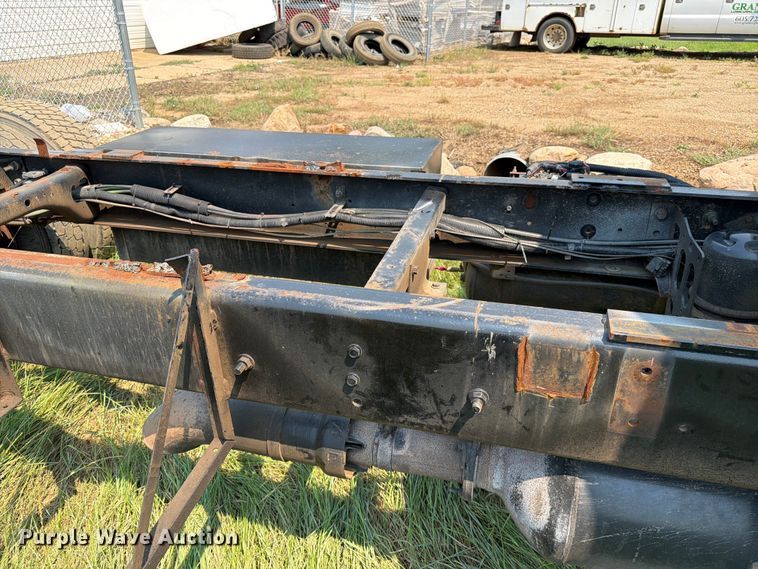 image for item ER1930 2012 International 4300 truck cab and chassis