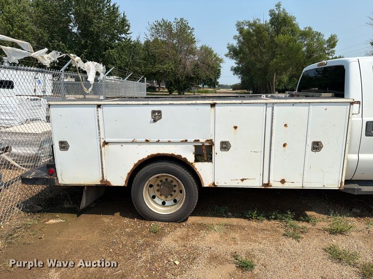image for item ER1931 2010 Ford F450 Super Duty utility / service truck