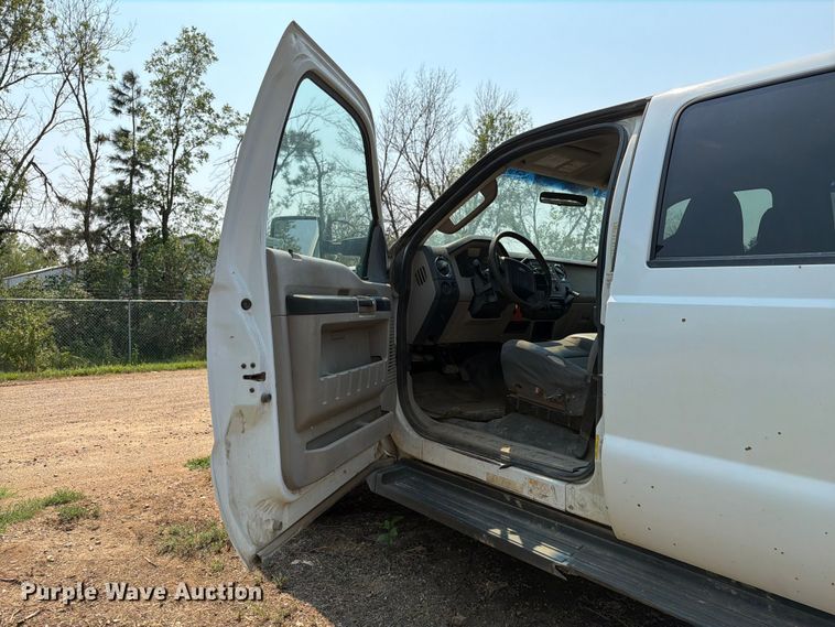 image for item ER1931 2010 Ford F450 Super Duty utility / service truck
