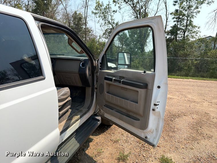 image for item ER1931 2010 Ford F450 Super Duty utility / service truck