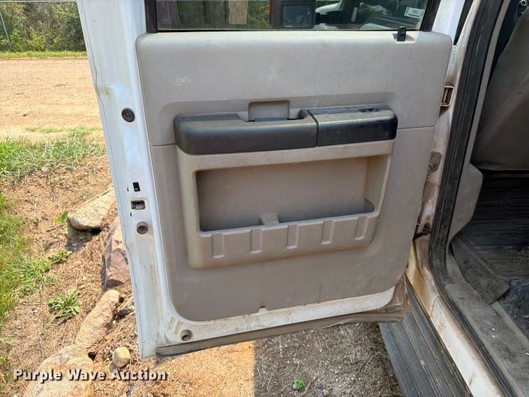 image for item ER1931 2010 Ford F450 Super Duty utility / service truck