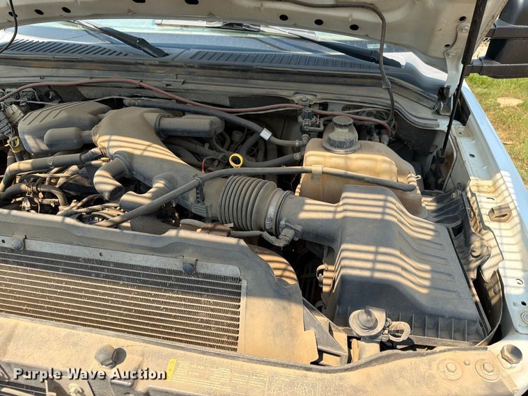 image for item ER1931 2010 Ford F450 Super Duty utility / service truck