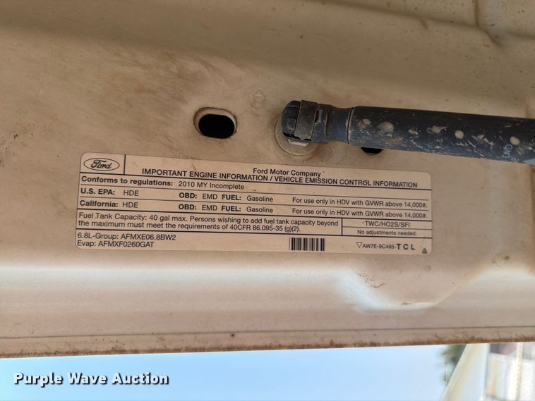 image for item ER1931 2010 Ford F450 Super Duty utility / service truck
