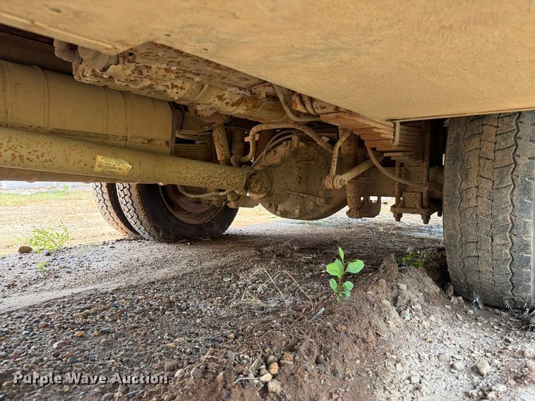 image for item ER1931 2010 Ford F450 Super Duty utility / service truck
