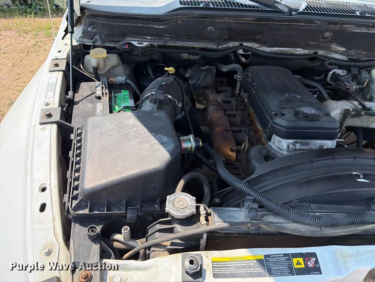 image for item ER1937 2005 Dodge Ram 3500 Ext. Cab utility bed pickup truck