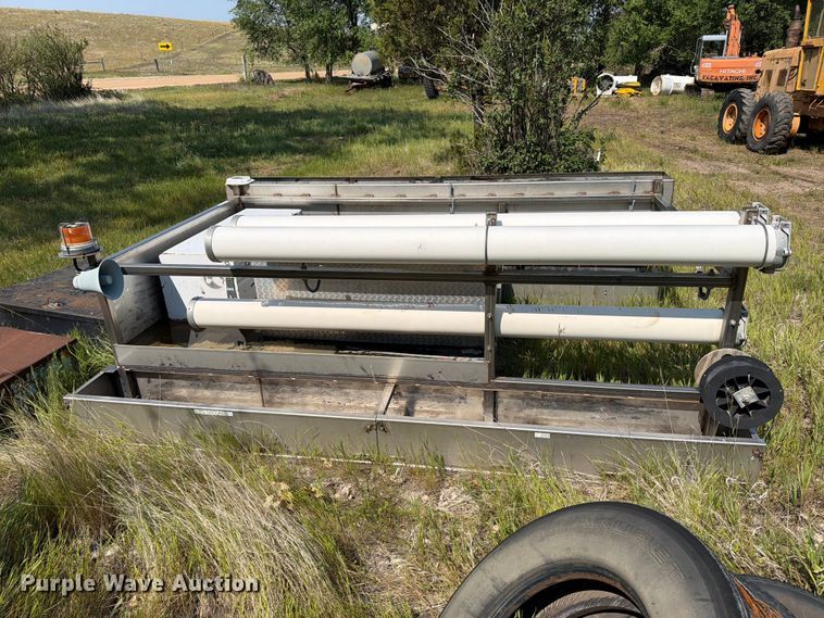 image for item ER1955 Pickup truck flatbed