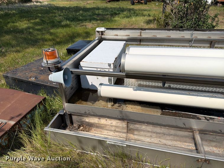 image for item ER1955 Pickup truck flatbed