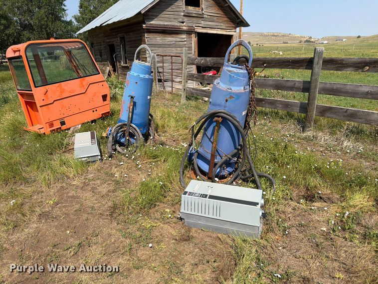 image for item ER1959 0 (2) Sulzer XFP105J-CB2-PE860/4 pumps