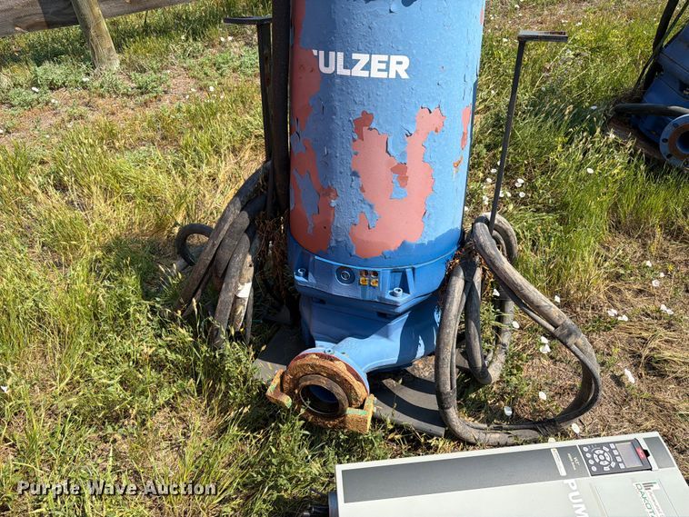 image for item ER1959 0 (2) Sulzer XFP105J-CB2-PE860/4 pumps