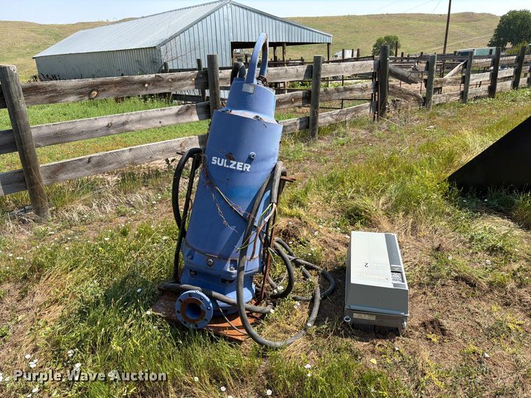 image for item ER1959 0 (2) Sulzer XFP105J-CB2-PE860/4 pumps