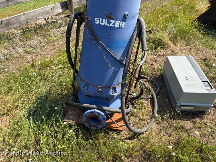 image for item ER1959 0 (2) Sulzer XFP105J-CB2-PE860/4 pumps