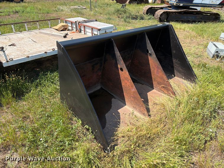 image for item ER1960 Wheel loader bucket