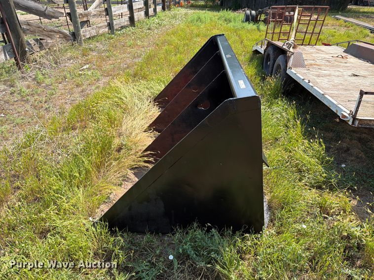 image for item ER1960 Wheel loader bucket