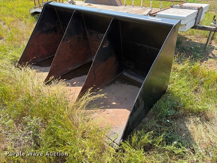 image for item ER1960 Wheel loader bucket