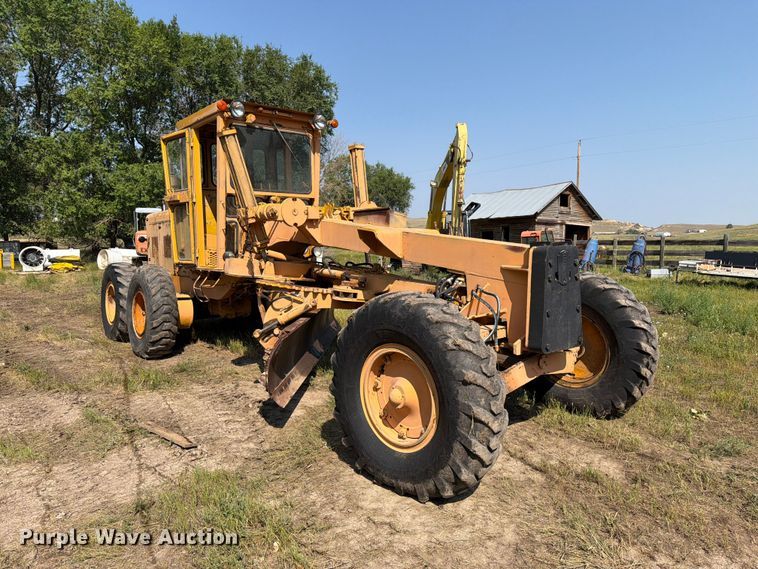 image for item ER1962 1975 Champion 560S motor grader