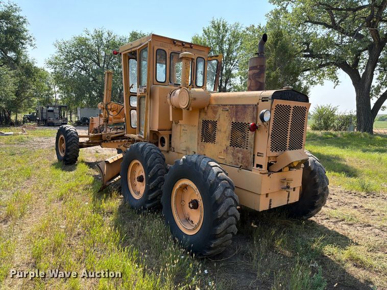 image for item ER1962 1975 Champion 560S motor grader
