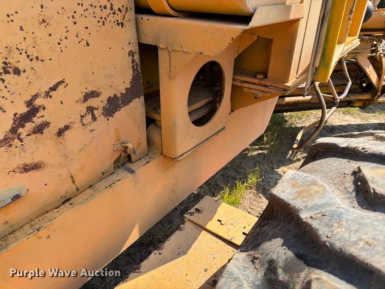 image for item ER1962 1975 Champion 560S motor grader