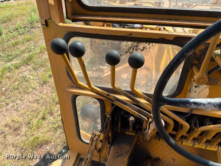 image for item ER1962 1975 Champion 560S motor grader