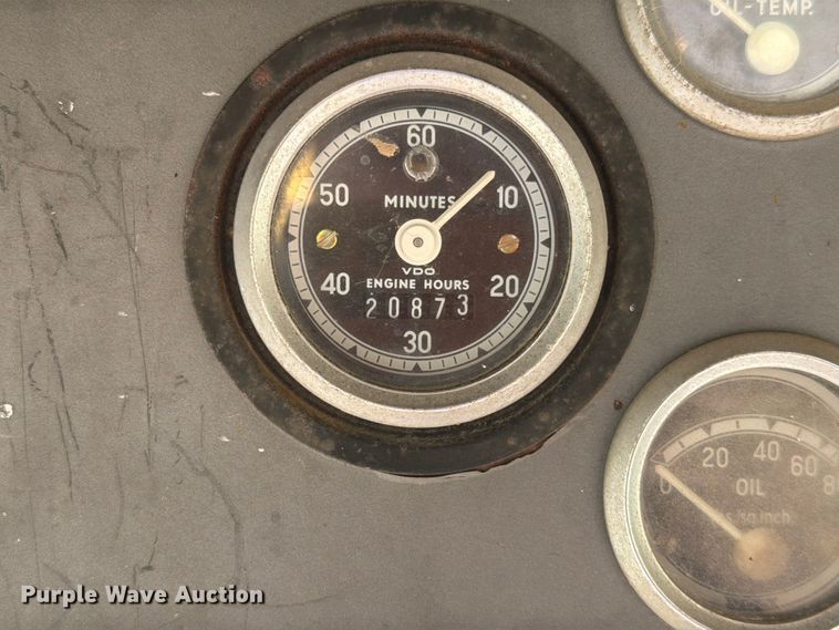 image for item ER1962 1975 Champion 560S motor grader