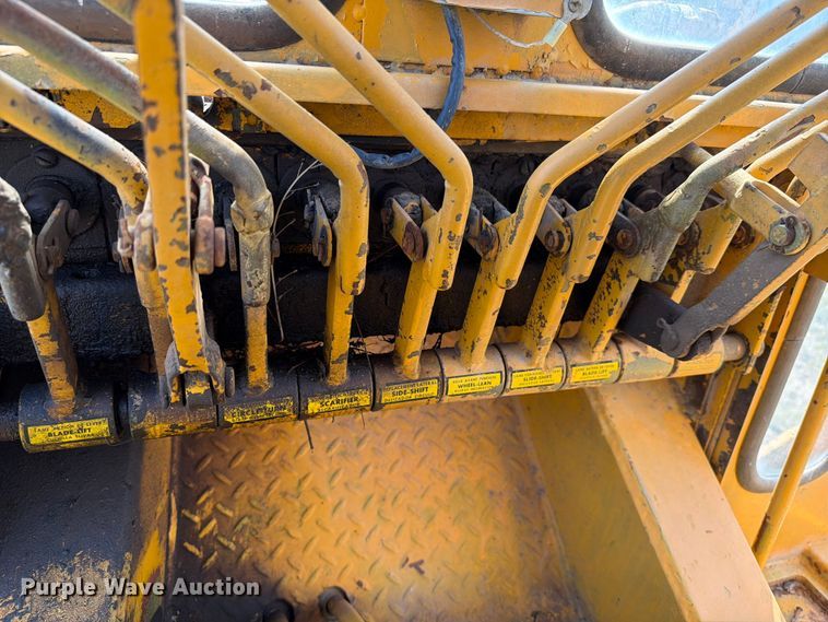 image for item ER1962 1975 Champion 560S motor grader