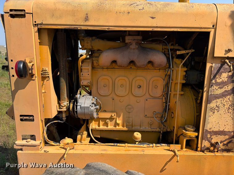 image for item ER1962 1975 Champion 560S motor grader