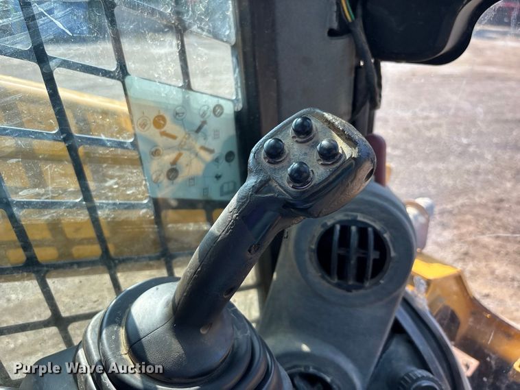 image for item ER3162 2018 Caterpillar 289D tracked skid steer loader