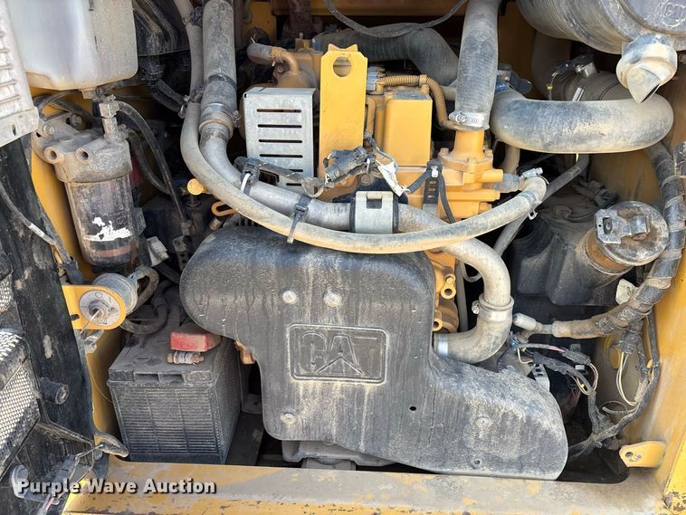 image for item ER3162 2018 Caterpillar 289D tracked skid steer loader