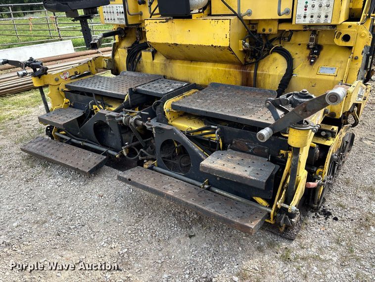 image for item ER3181 Bomag 813RT paver