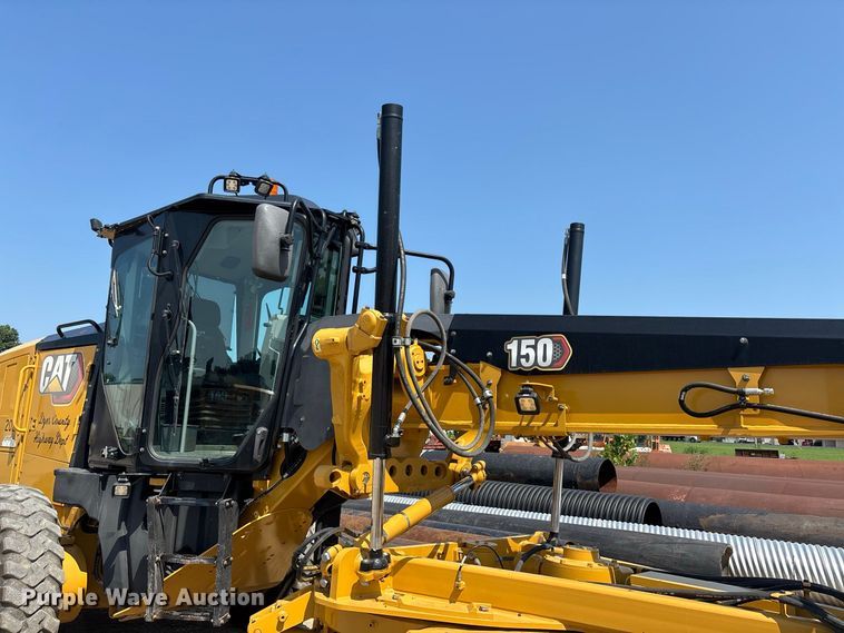 image for item ER3185 2020 Caterpillar 150 motor grader