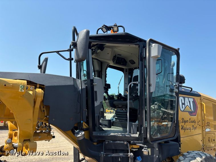image for item ER3185 2020 Caterpillar 150 motor grader