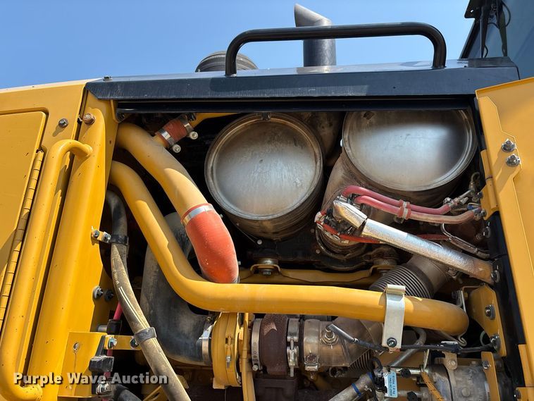 image for item ER3185 2020 Caterpillar 150 motor grader