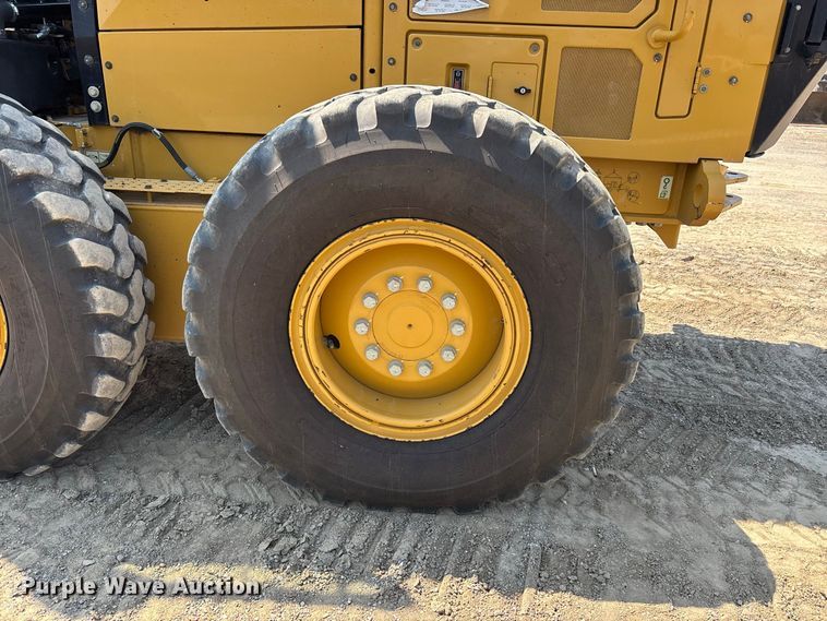 image for item ER3185 2020 Caterpillar 150 motor grader