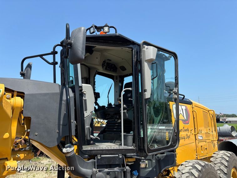image for item ER3186 2020 Caterpillar 150 motor grader