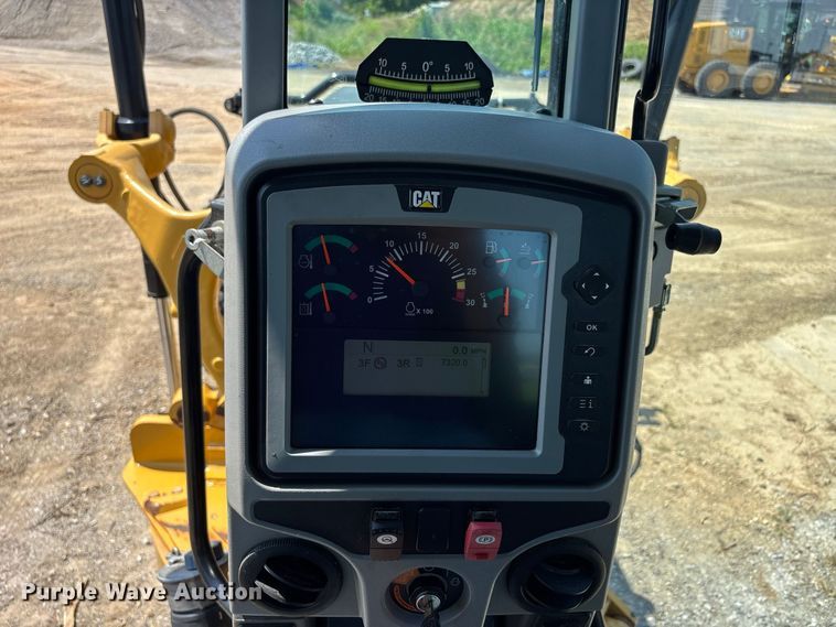 image for item ER3186 2020 Caterpillar 150 motor grader