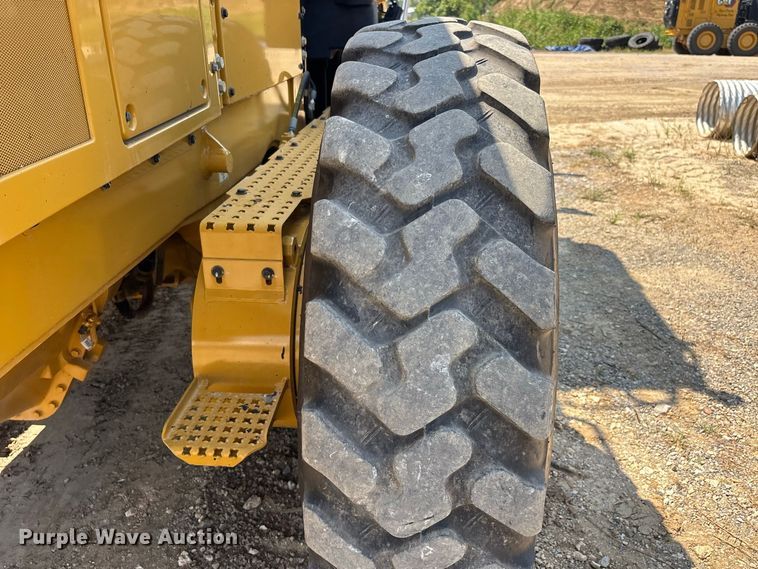 image for item ER3186 2020 Caterpillar 150 motor grader