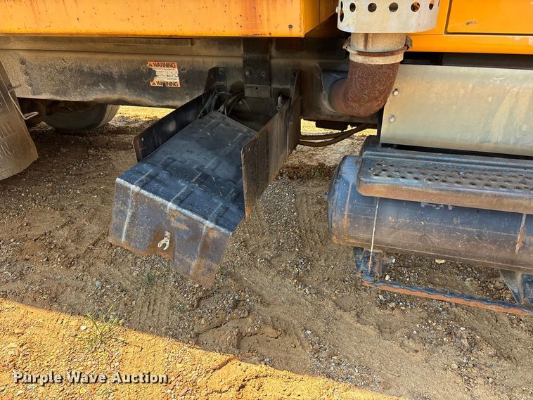 image for item ER3189 1996 International F-2574 dump truck
