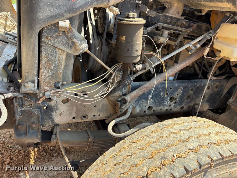 image for item ER3189 1996 International F-2574 dump truck