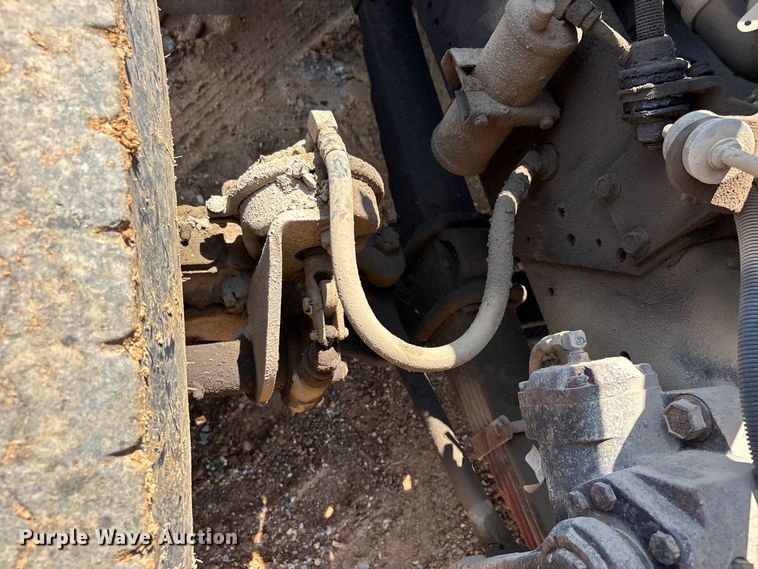 image for item ER3189 1996 International F-2574 dump truck