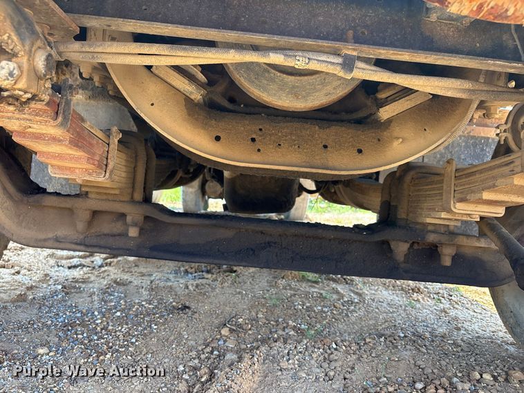 image for item ER3189 1996 International F-2574 dump truck