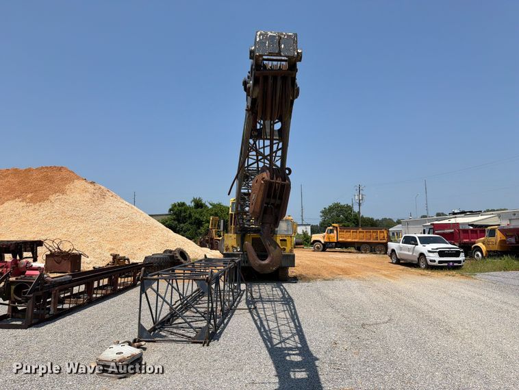 image for item ER3192 1965 PHAA 435TC 35TON crane