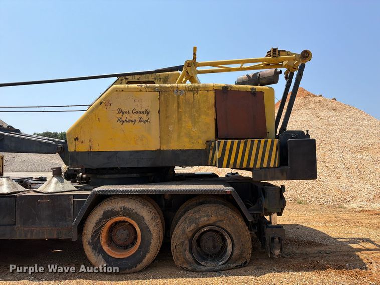 image for item ER3192 1965 PHAA 435TC 35TON crane