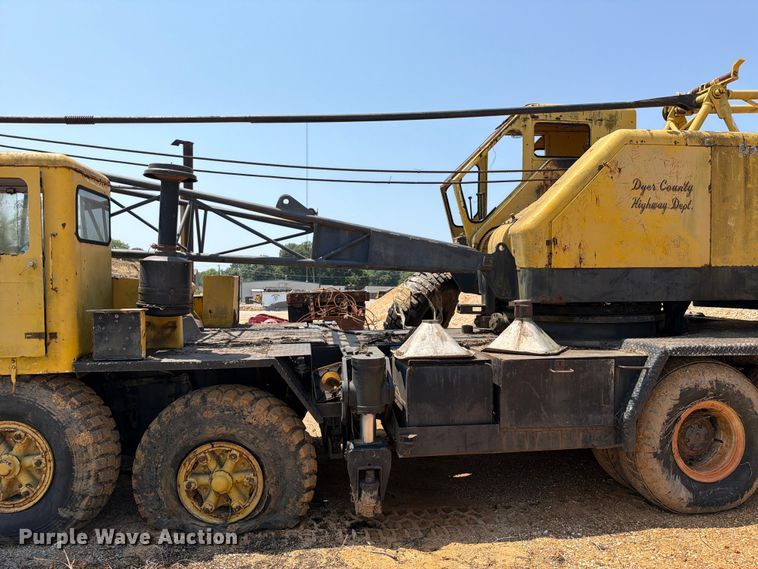 image for item ER3192 1965 PHAA 435TC 35TON crane