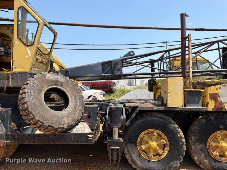 image for item ER3192 1965 PHAA 435TC 35TON crane