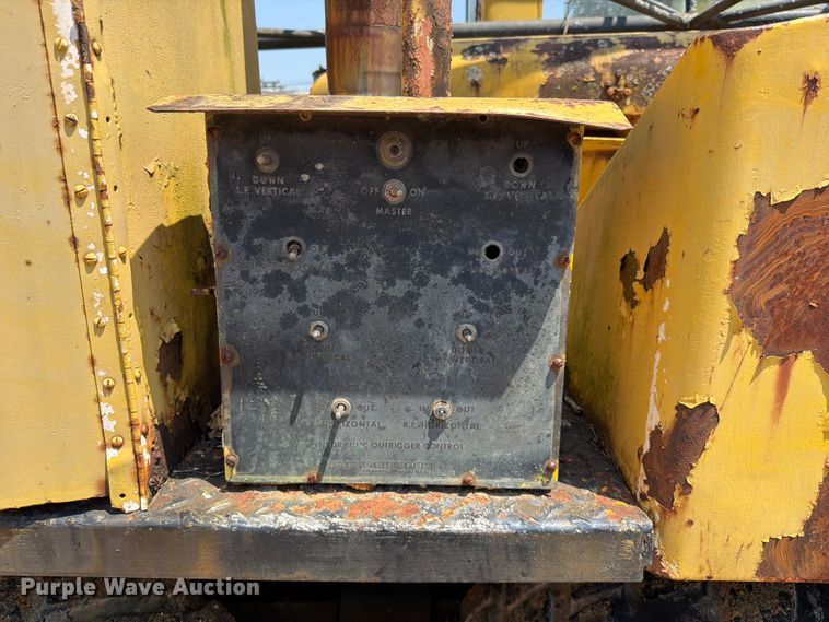 image for item ER3192 1965 PHAA 435TC 35TON crane