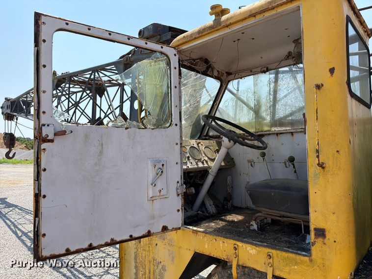 image for item ER3192 1965 PHAA 435TC 35TON crane