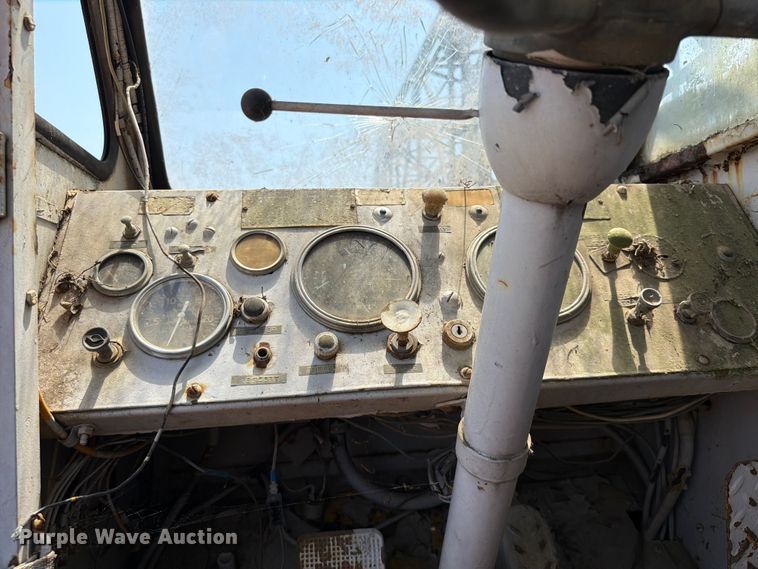 image for item ER3192 1965 PHAA 435TC 35TON crane