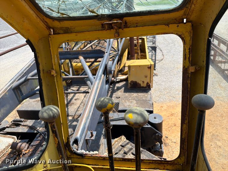 image for item ER3192 1965 PHAA 435TC 35TON crane